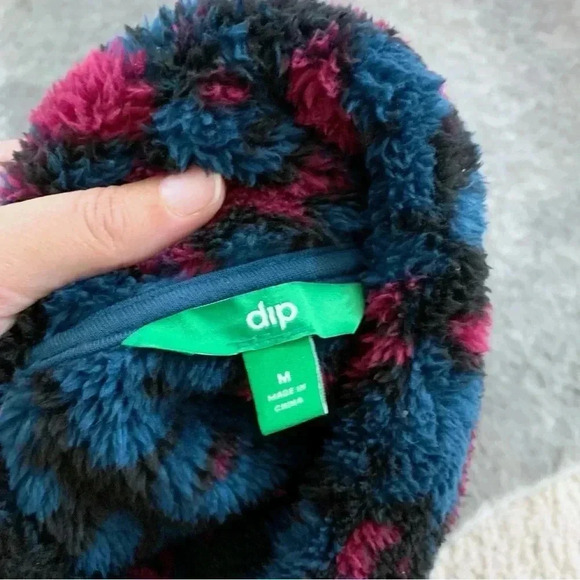 NWT Cozy Zip Up Vest - Picture 3 of 12